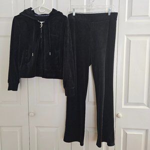 Juicy Couture Velour Track Suit Size M Black